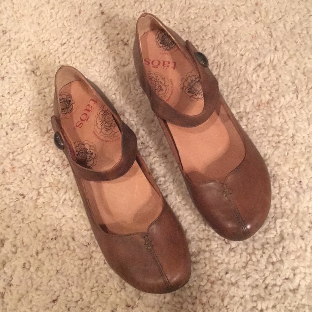 Taos samba shoes